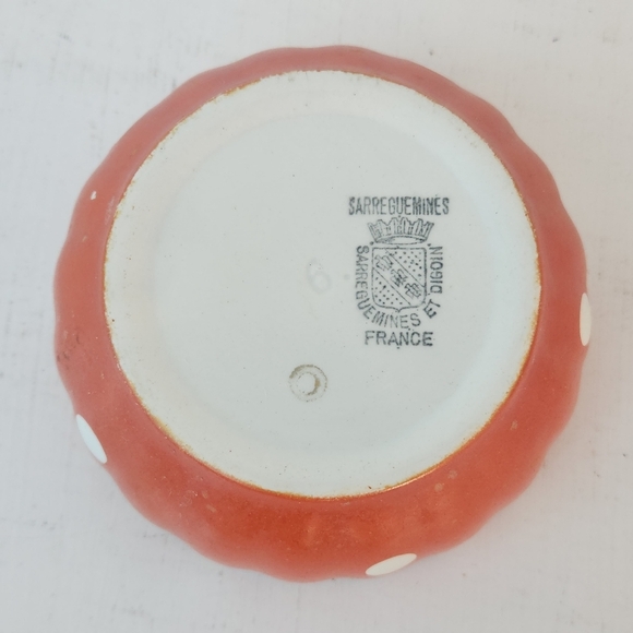 Vintage Sarreguemines France Mixing Bowl 4.5" Red Polka Dot - Picture 5 of 5